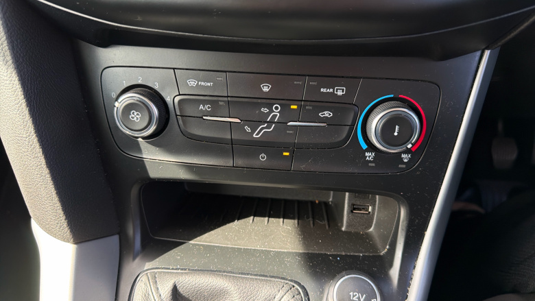 Ford Focus 1.0 EcoBoost Zetec 5dr Petrol Hatchback